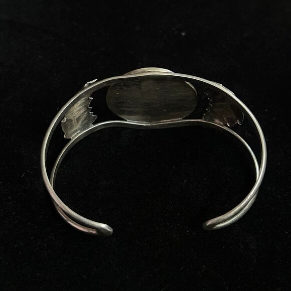 Vintage  Thick Turquoise and Sterling Silver Cuff Bracelet - Picture 9 of 9